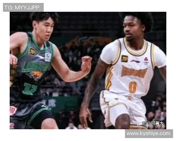 广东与山西的篮球对决精彩纷呈谁能在赛场上笑到最后